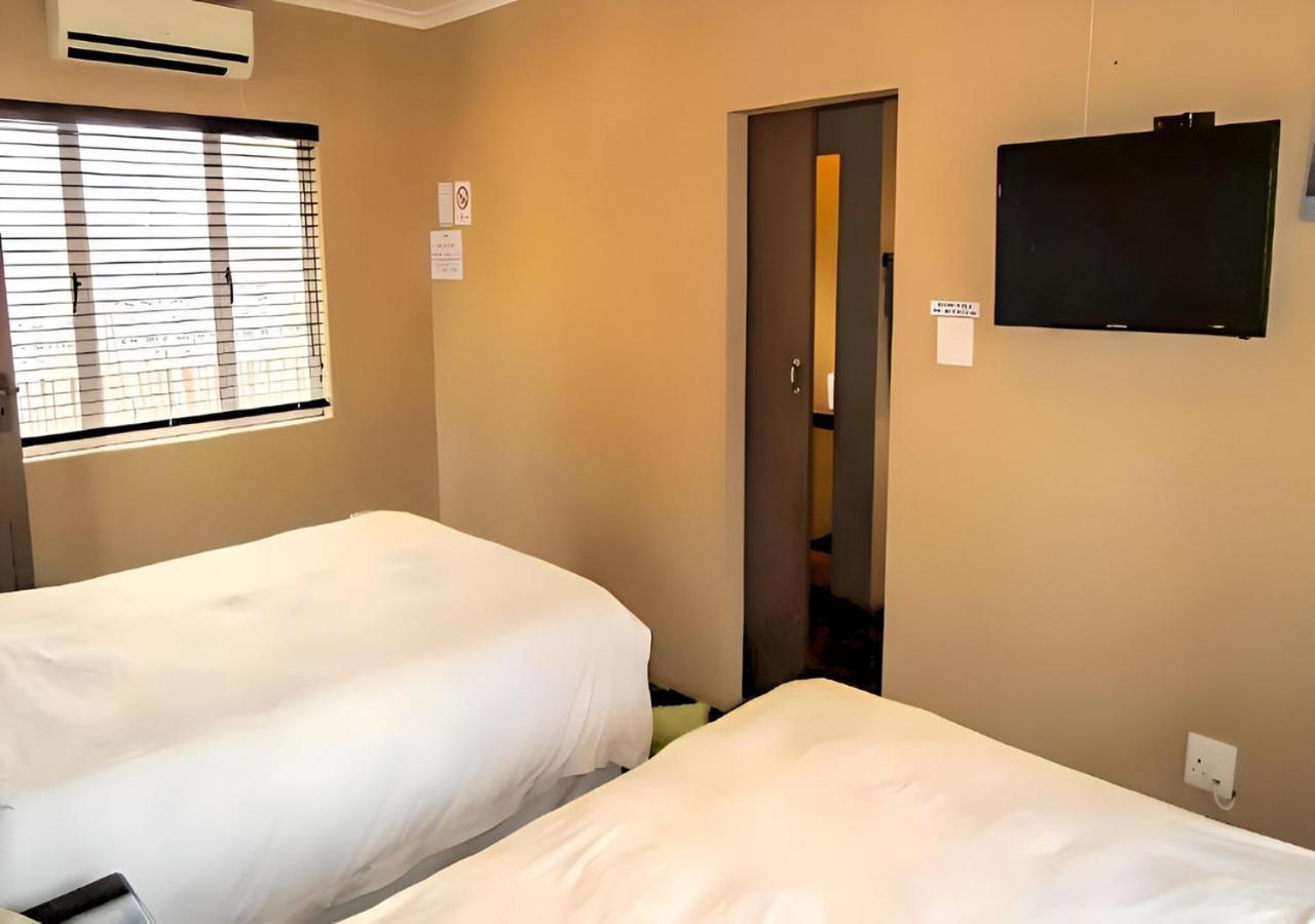Kzn Park View Guest House 다반 외부 사진